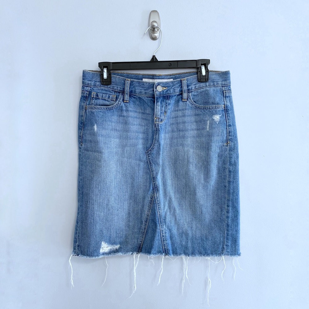 Old Navy Light Wash Distressed Denim Skirt